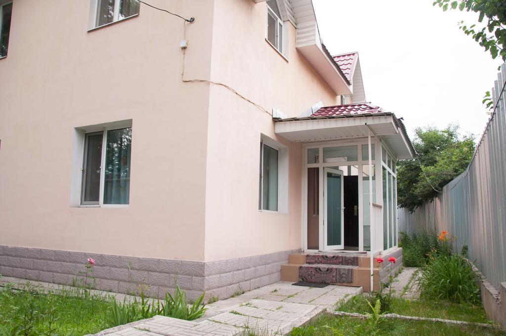 Hostel Almaty Backpackers Exterior foto